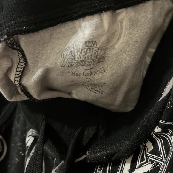 (3 for $30 item) TORRID MARVEL SIZE 3 MARVEL PAJAMA SET AVENGERS TORRID SIZE 3X - Picture 6 of 6